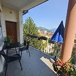 Διαμέρισμα View *